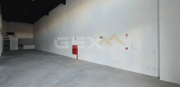 Loja / Salão / Ponto Comercial à venda, 137m² no Bom Pastor, Divinópolis