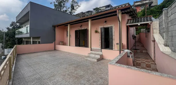 Casa com 3 Quartos à venda, 175m² no Bocaina, Ribeirão Pires