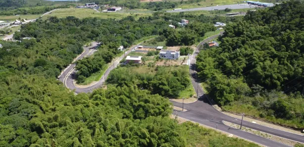 Terreno / Lote / Condomínio à venda, 731m² no , Simões Filho