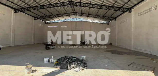 Galpão / Depósito / Armazém à venda, 440m² no Jardim Maravilha, Petrolina