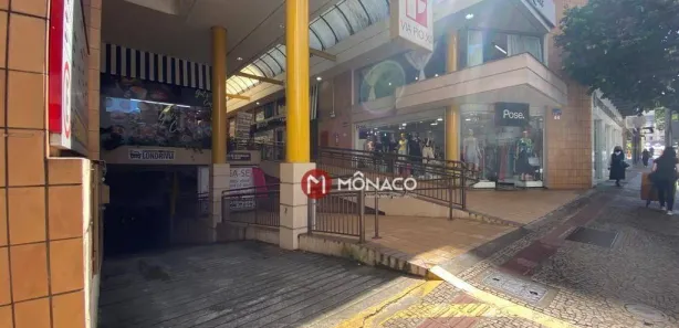Prédio Inteiro à venda, 1772m² no Centro, Londrina