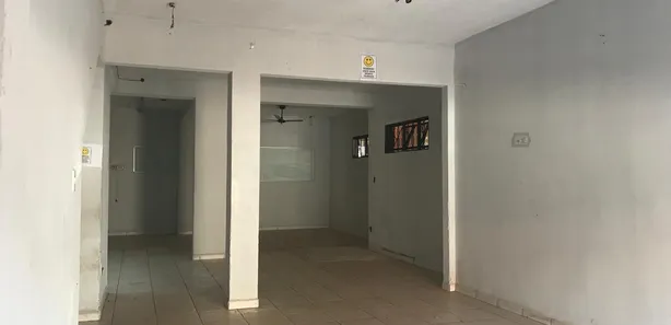 Loja / Salão / Ponto Comercial para alugar, 100m² no Centro, Araras
