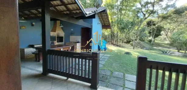 Fazenda / Sítio / Chácara com 2 Quartos à venda, 200m² no Centro, Macaé