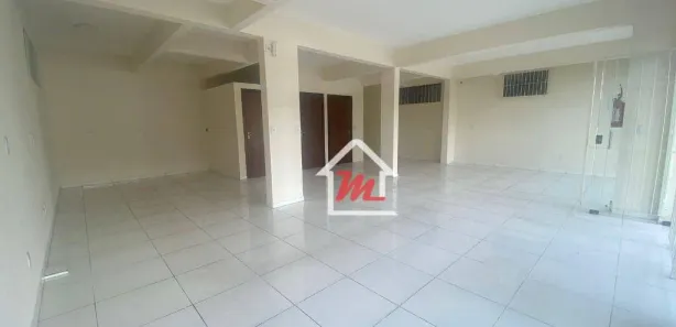 Conjunto Comercial / Sala para alugar, 120m² no Velha Central, Blumenau