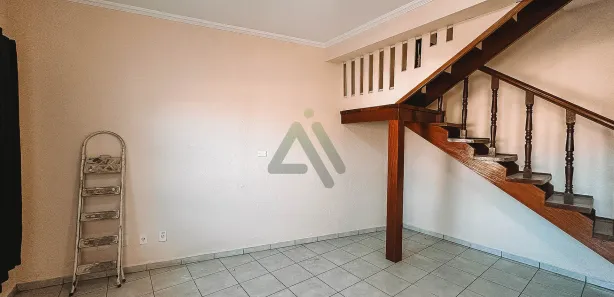 Sobrado com 3 Quartos para alugar, 160m² no Jardim Macarenko, Sumaré