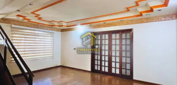 Sobrado com 6 Quartos para alugar, 10m² no Centro, Telêmaco Borba