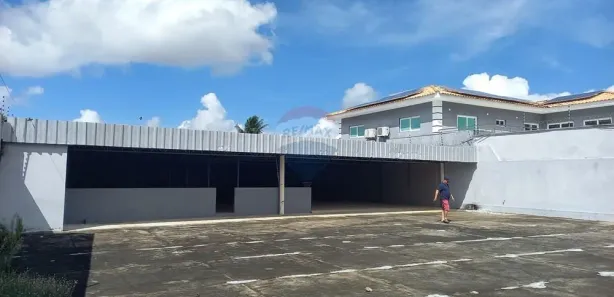 Galpão / Depósito / Armazém para alugar, 750m² no Candelária, Natal