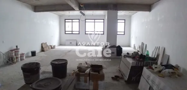 Prédio Inteiro com 4 Quartos para venda ou aluguel, 600m² no Centro, Santa Maria