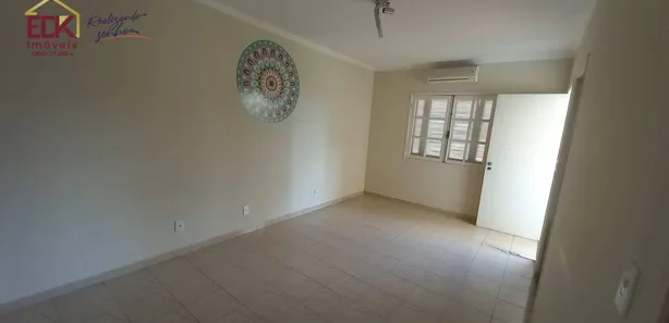 Casa Comercial com 3 Quartos à venda, 100m² no Vila Bourghese, Pindamonhangaba