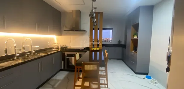 Cobertura com 4 Quartos para venda ou aluguel, 305m² no Centro, Campos dos Goytacazes