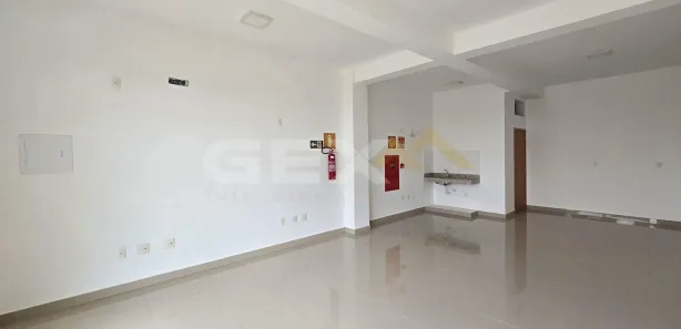 Loja / Salão / Ponto Comercial com 1 Quarto à venda, 47m² no Liberdade, Divinópolis
