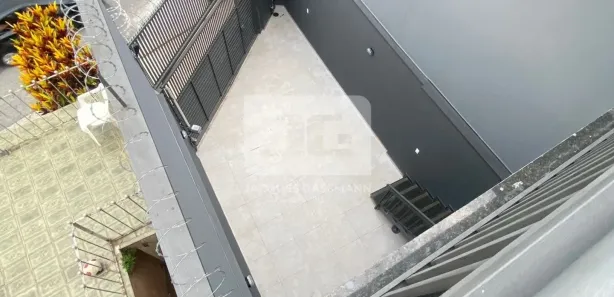 Sobrado com 2 Quartos à venda, 130m² no Taboão, Diadema