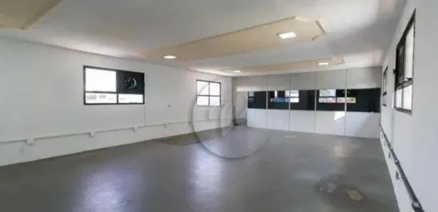 Galpão / Depósito / Armazém para venda ou aluguel, 432m² no Centro, Santo André
