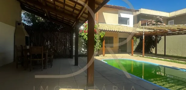 Casa de Condomínio com 4 Quartos para alugar, 250m² no , Porto Seguro