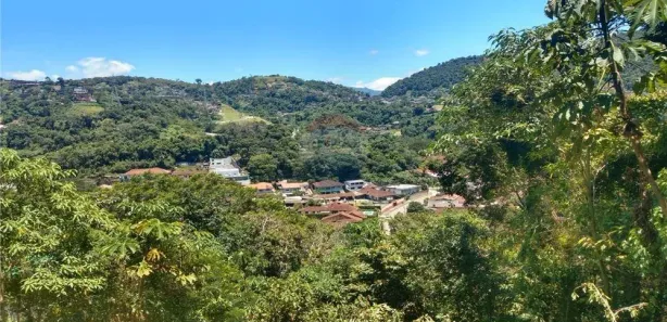 Terreno / Lote / Condomínio à venda, 922m² no Quitandinha, Petrópolis