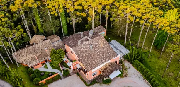 Loja / Salão / Ponto Comercial à venda, 940m² no Capivari, Campos do Jordão