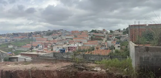 Terreno / Lote / Condomínio à venda, 125m² no Jardim Batista, Embu das Artes