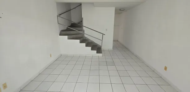 Casa com 2 Quartos para venda ou aluguel, 77m² no Vila Torres Galvão, Paulista