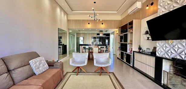 Casa de Condomínio com 3 Quartos à venda, 175m² no Camobi, Santa Maria
