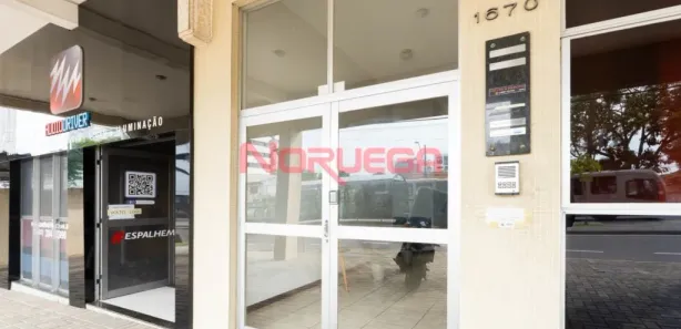 Conjunto Comercial / Sala para alugar, 67m² no Bacacheri, Curitiba