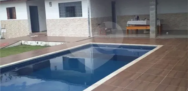 Fazenda / Sítio / Chácara com 2 Quartos à venda, 200m² no Santa Maria III, Rio das Pedras