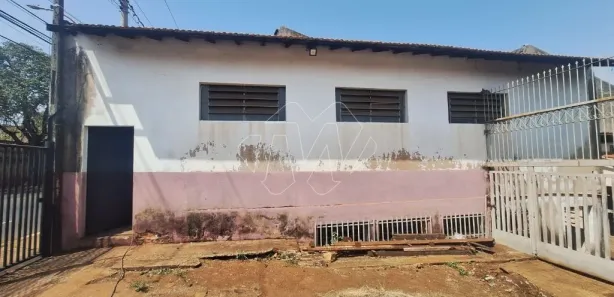 Galpão / Depósito / Armazém à venda, 451m² no Centro, Araraquara