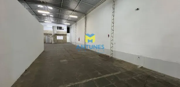Galpão / Depósito / Armazém para alugar, 450m² no Ipsep, Recife