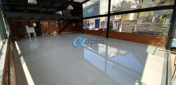 Loja / Salão / Ponto Comercial para alugar, 115m² no Bingen, Petrópolis