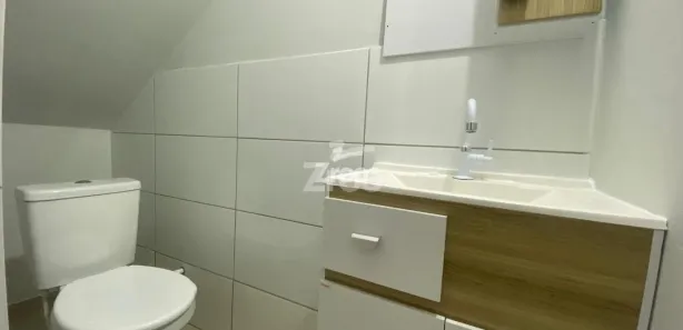 Casa com 2 Quartos para alugar, 60m² no Velha Central, Blumenau