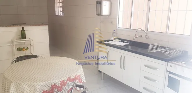 Sobrado com 3 Quartos à venda, 120m² no Jardim Ouro Preto, Taboão da Serra