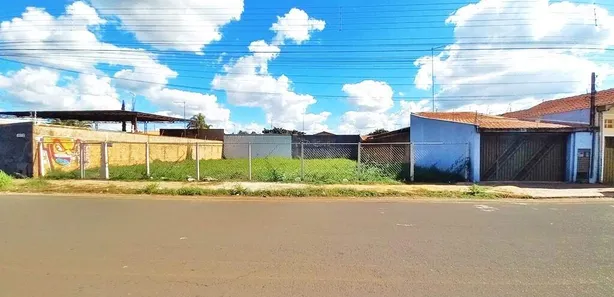 Terreno / Lote / Condomínio para alugar, 253m² no Parque Residencial Aeroporto, Limeira