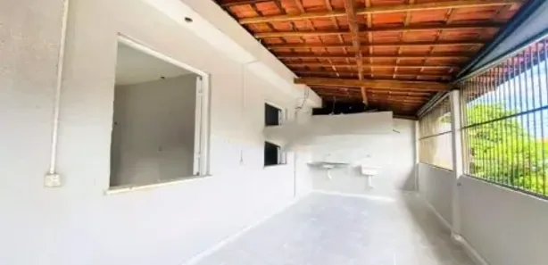Prédio Inteiro com 2 Quartos para venda ou aluguel, 144m² no Quintino Cunha, Fortaleza