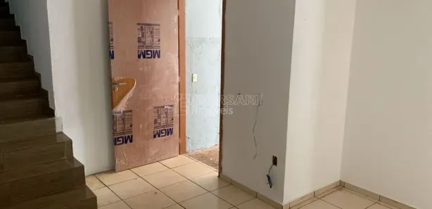 Sobrado com 3 Quartos à venda, 93m² no Parque Residencial Valle Verde, Araraquara