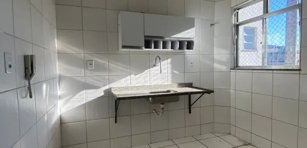 Apartamento com 2 Quartos para alugar, 75m² no Niterói, Volta Redonda