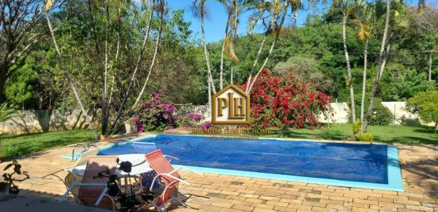 Fazenda / Sítio / Chácara com 3 Quartos para venda ou aluguel, 200m² no Vila Dom Pedro, Atibaia