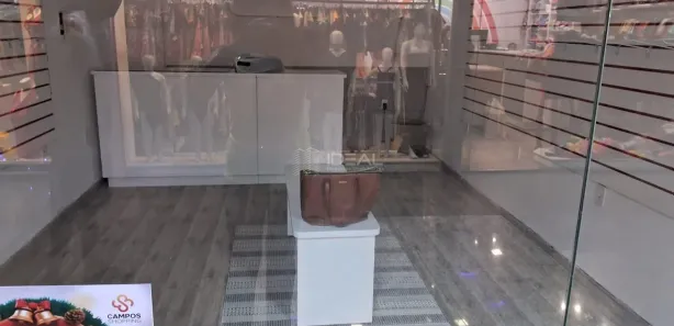 Loja / Salão / Ponto Comercial à venda, 28m² no Centro, Campos dos Goytacazes