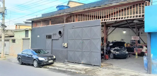 Galpão / Depósito / Armazém para alugar, 120m² no Parque Tietê, São João de Meriti