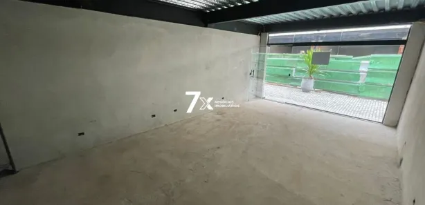 Loja / Salão / Ponto Comercial para alugar, 71m² no Parque Ipiranga, Resende