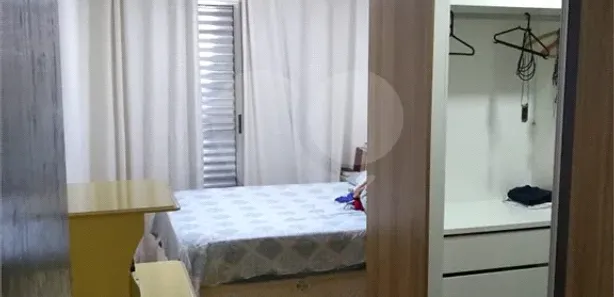 Sobrado com 3 Quartos à venda, 181m² no Vila Santa Margarida, Ferraz de Vasconcelos