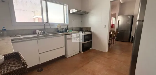 Casa com 5 Quartos para venda ou aluguel, 405m² no Balneário Praia do Pernambuco, Guarujá