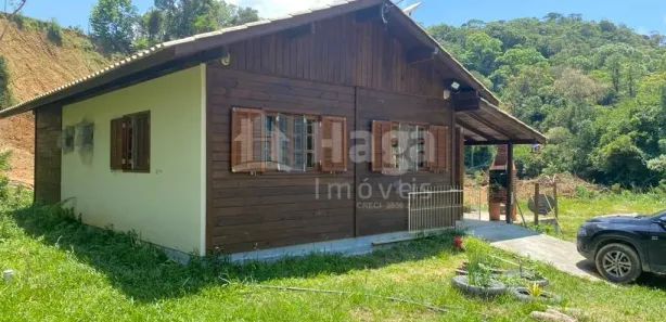 Fazenda / Sítio / Chácara com 3 Quartos à venda, 5600m² no , Águas Mornas
