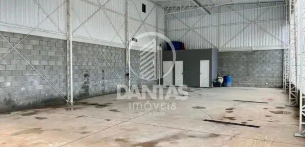Galpão / Depósito / Armazém para alugar, 250m² no Padroeira, Osasco