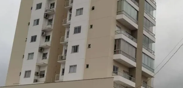 Apartamento com 2 Quartos para alugar, 85m² no Cedro, Camboriú