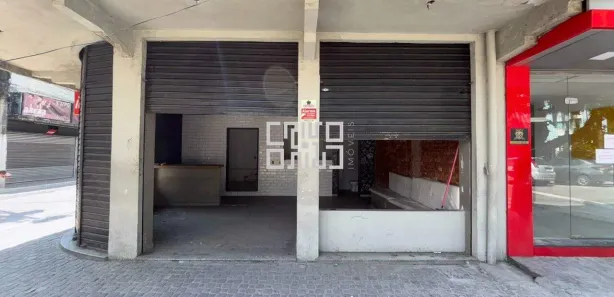 Loja / Salão / Ponto Comercial à venda, 60m² no Centro, Magé