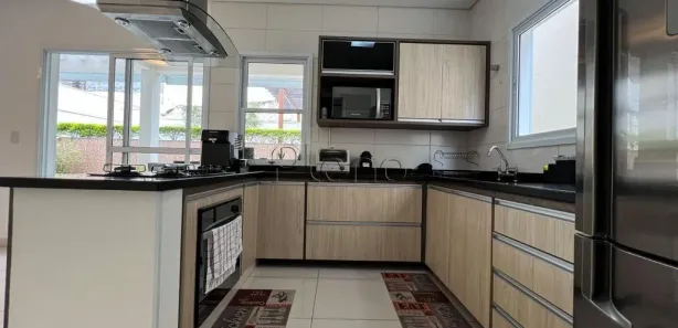 Casa de Condomínio com 3 Quartos à venda, 253m² no , Louveira