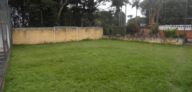 Fazenda / Sítio / Chácara com 6 Quartos à venda, 2080m² no Ibiúna, Ibiúna