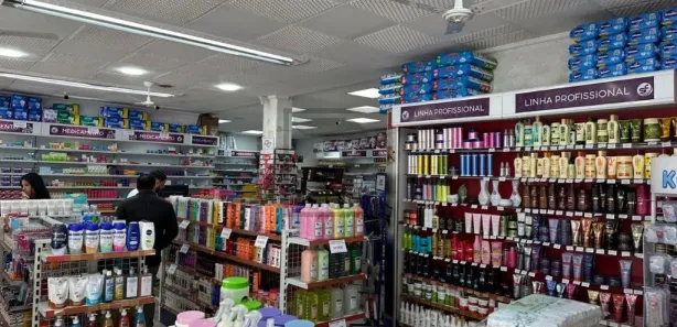 Loja / Salão / Ponto Comercial à venda, 666m² no Jardim Jacira, Itapecerica da Serra