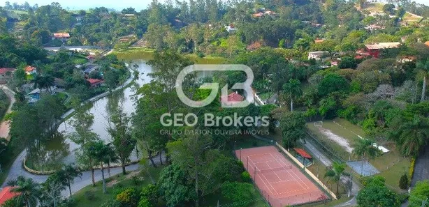 Fazenda / Sítio / Chácara com 4 Quartos para alugar, 390m² no Condomínio Lagoinha, Jacareí