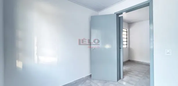 Casa com 3 Quartos para alugar, 94m² no Conjunto Habitacional Sanenge III, Maringá