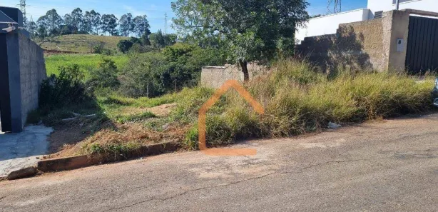 Terreno / Lote / Condomínio à venda, 240m² no Pitangueiras, Pouso Alegre